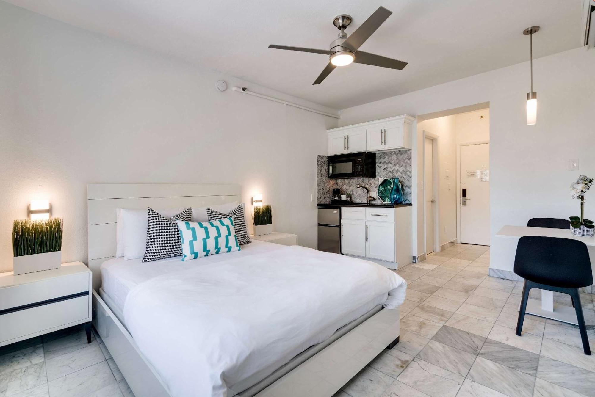 Location By The ! Free Wifi - Tv - Amenities 103